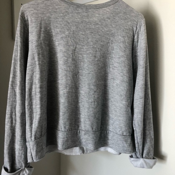 Women’s Small IActive Cropped Sweatshirt - Picture 3 of 5